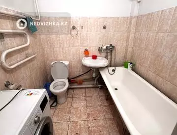 1-комнатная квартира, этаж 9 из 9, 50 м²