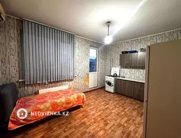 1-комнатная квартира, этаж 9 из 9, 50 м²