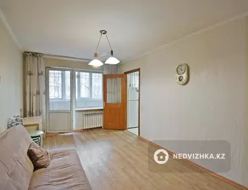 3-комнатная квартира, этаж 2 из 4, 62 м²