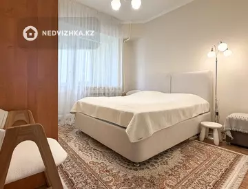 3-комнатная квартира, этаж 4 из 6, 70 м²