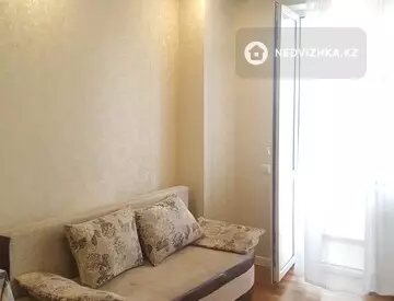 2-комнатная квартира, этаж 11 из 13, 40 м², На длительный срок