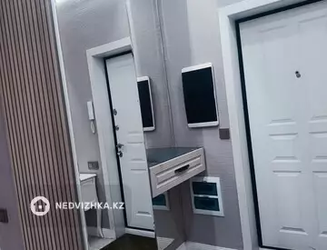 3-комнатная квартира, этаж 1 из 20, 100 м²