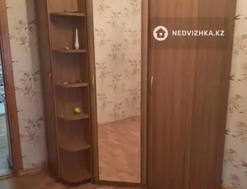 3-комнатная квартира, этаж 2 из 5, 60 м², На длительный срок