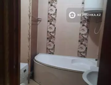 3-комнатная квартира, этаж 2 из 5, 60 м², На длительный срок