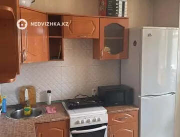 2-комнатная квартира, этаж 2 из 5, 42 м², На длительный срок