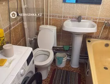 2-комнатная квартира, этаж 2 из 5, 42 м², На длительный срок