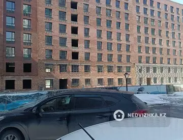 1-комнатная квартира, этаж 8 из 9, 35 м²