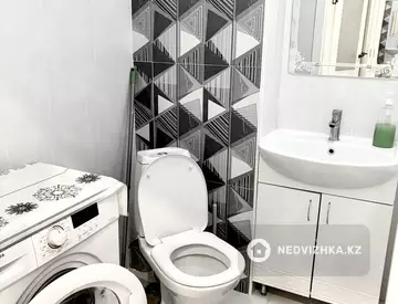 1-комнатная квартира, этаж 8 из 10, 44 м²