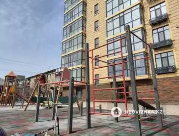 3-комнатная квартира, этаж 6 из 9, 104 м²