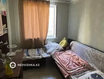 4-комнатная квартира, этаж 3 из 5, 74 м²