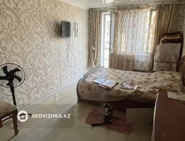 4-комнатная квартира, этаж 3 из 5, 74 м²