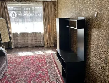 2-комнатная квартира, этаж 1 из 5, 50 м², На длительный срок