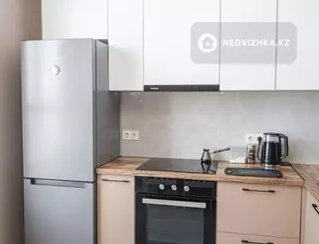 2-комнатная квартира, этаж 9 из 12, 52 м²