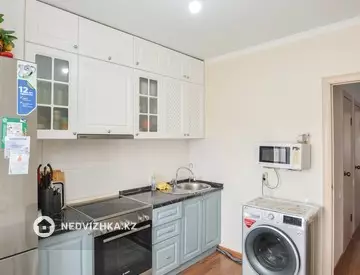 1-комнатная квартира, этаж 4 из 9, 55 м²