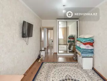 1-комнатная квартира, этаж 4 из 9, 55 м²