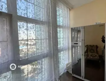 3-комнатная квартира, этаж 17 из 37, 130 м²