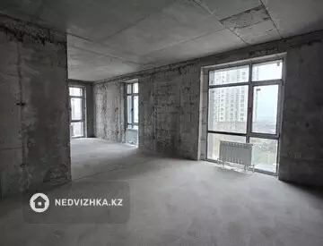 3-комнатная квартира, этаж 6 из 12, 103 м²