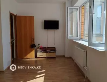 2-комнатная квартира, этаж 12 из 17, 43 м²