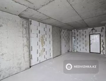 2-комнатная квартира, этаж 4 из 15, 60 м²