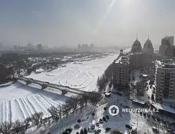 3-комнатная квартира, этаж 17 из 37, 130 м²