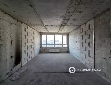 2-комнатная квартира, этаж 12 из 17, 56 м²