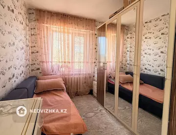 3-комнатная квартира, этаж 3 из 5, 51 м²