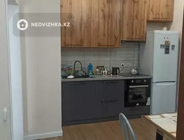 2-комнатная квартира, этаж 7 из 12, 40 м², На длительный срок