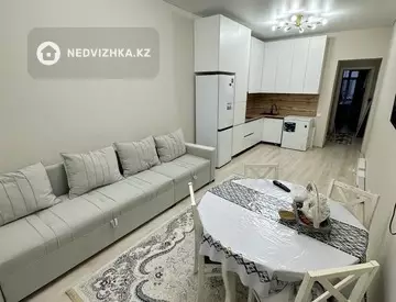 2-комнатная квартира, этаж 7 из 12, 44 м²