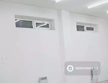 1-комнатная квартира, этаж 1 из 9, 40 м²