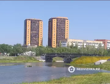 1-комнатная квартира, этаж 3 из 17, 42 м²