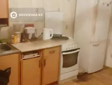 1-комнатная квартира, этаж 3 из 17, 42 м²