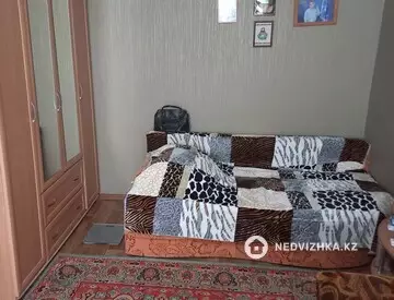 1-комнатная квартира, этаж 3 из 5, 33 м²