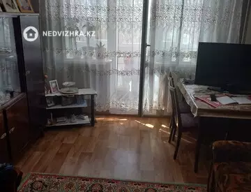 1-комнатная квартира, этаж 3 из 5, 33 м²