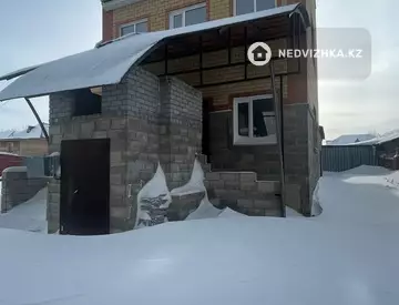 7-комнатный дом, 720 соток, 382 м²