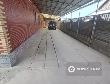 6-комнатная часть дома, 11 соток, 136 м²