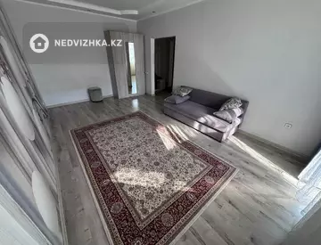 1-комнатная квартира, этаж 2 из 5, 38 м²
