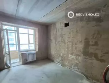 3-комнатная квартира, этаж 6 из 9, 80 м²