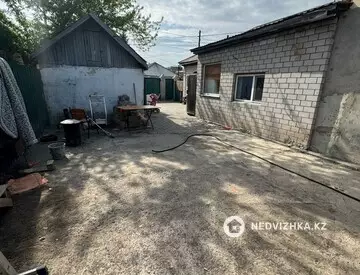 4-комнатный дом, 5 соток, 240 м²