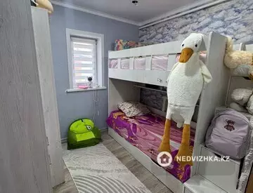 4-комнатный дом, 5 соток, 240 м²