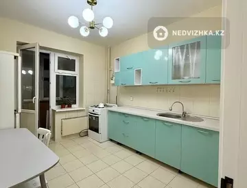 3-комнатная квартира, этаж 3 из 9, 77 м²