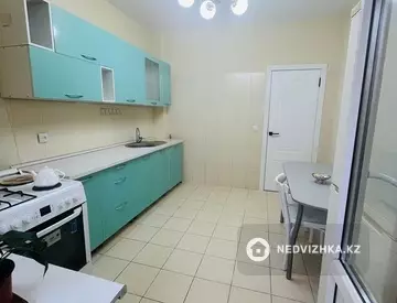3-комнатная квартира, этаж 3 из 9, 77 м²