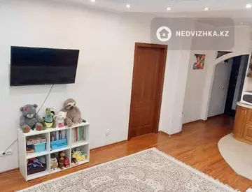 2-комнатная квартира, этаж 3 из 17, 50 м²