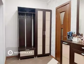 2-комнатная квартира, этаж 3 из 17, 50 м²