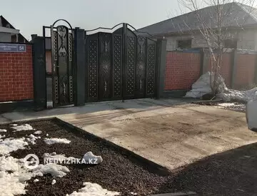 5-комнатный дом, 10 соток, 160 м²