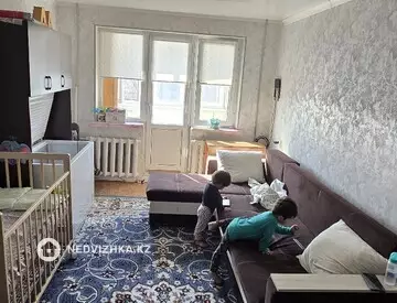 3-комнатная квартира, этаж 4 из 5, 56 м²