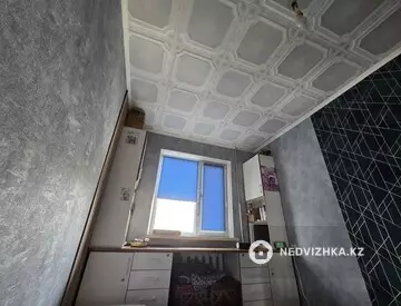 3-комнатная квартира, этаж 4 из 5, 56 м²