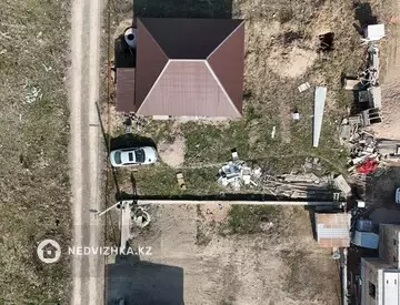 3-комнатный дом, 6 соток, 64 м²