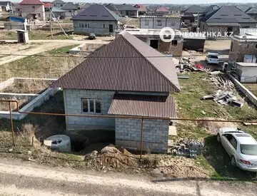 3-комнатный дом, 6 соток, 64 м²