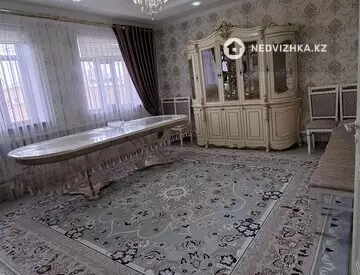 5-комнатный дом, 6 соток, 140 м²