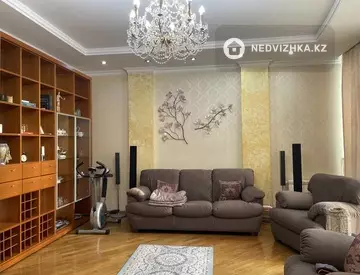 2-комнатная квартира, этаж 12 из 22, 72 м², На длительный срок
